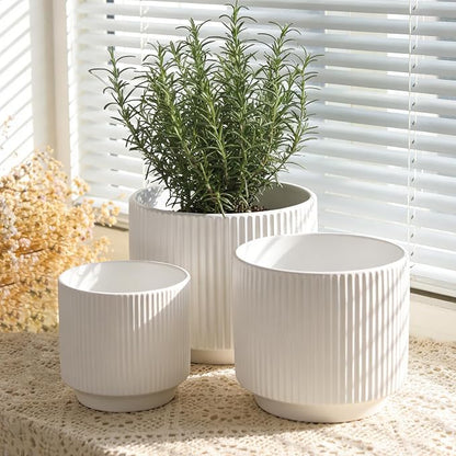 Oakrain Plant Pots Set of 3 with Vertical Stripes 7.8/6.5/5.2 inch, Modern Decorative Planters for Indoor Outdoor Plants, Garden Flower Pot with Drainage Holes, Ceramic White