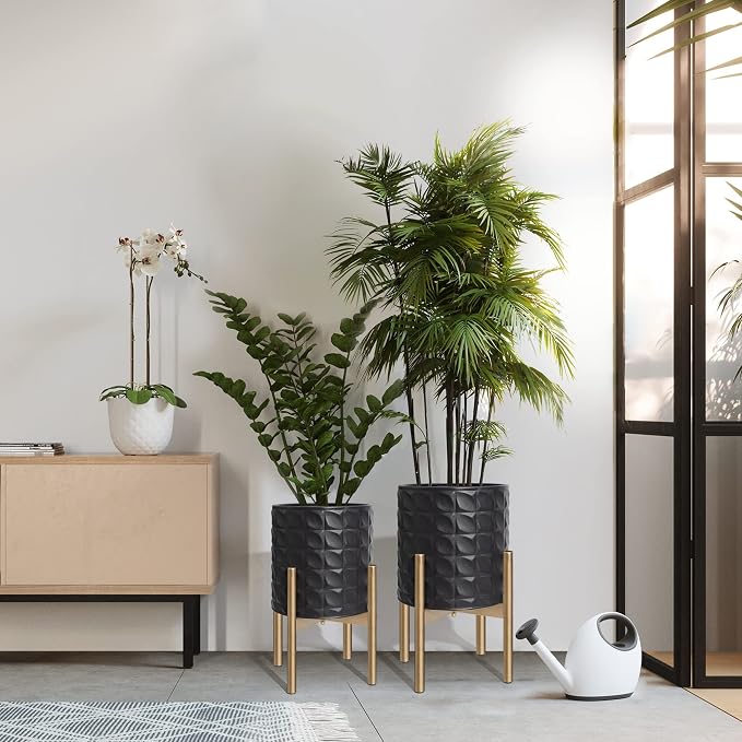 Oakrain Planters for Indoor Plants, Set of 2 Decorative Metal Planter Pots, Mid Century Modern Planter with Stand for Living Room, Office, Garden or Balcony, Textured Black, 8"&10"
