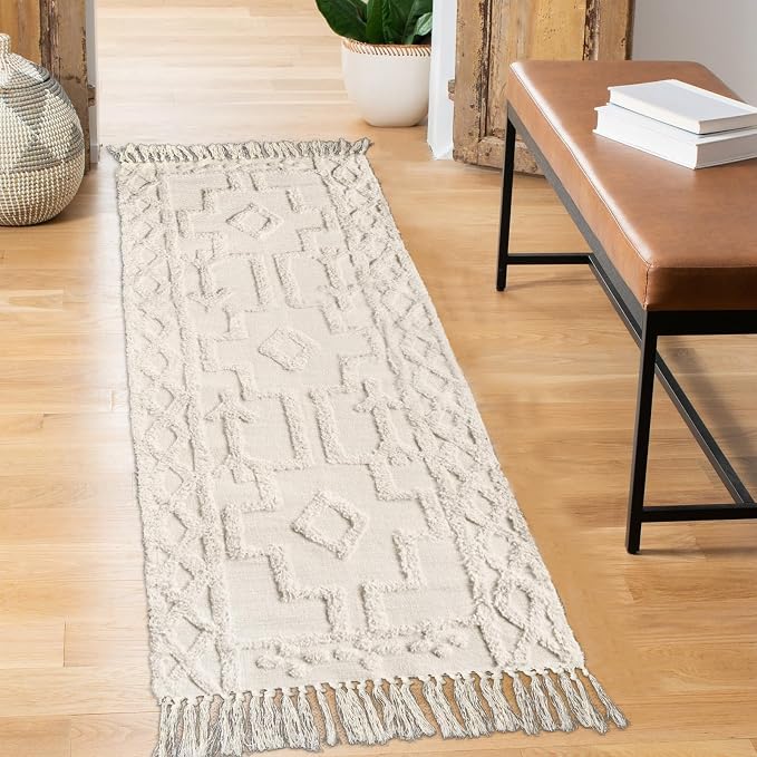 Uphome Boho Washable Runner Rugs 2' x 5', Woven Tufted Neutral Hallway Runner Rug with Fringe, Beige Cotton Farmhouse Entryway Rug, Tribal Accent Bedroom Floor Carpet for Bedside Laundry Kitchen