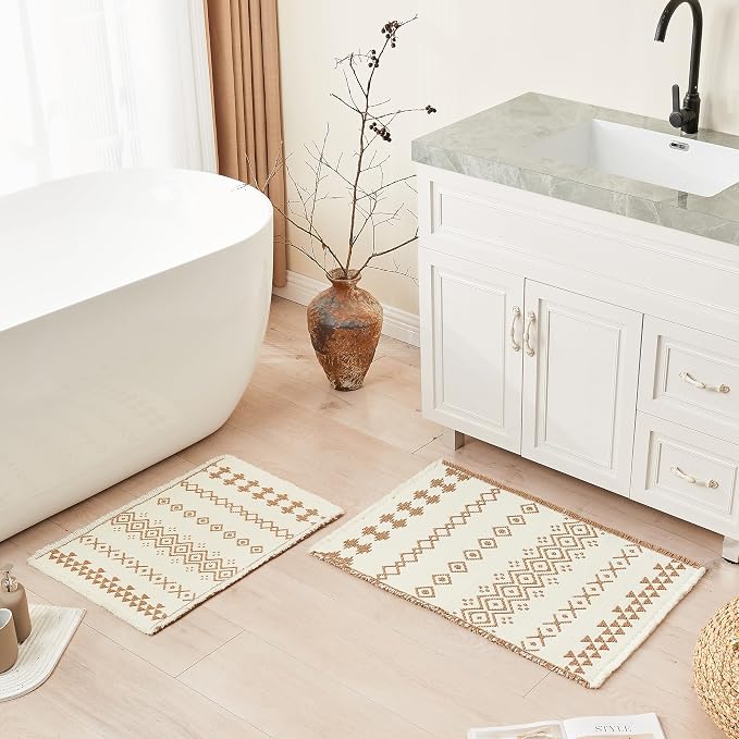 Douceur Boho Bath mat for Bathroom Floor Non Slip, Acrylic Blend Cute Bath Rugs with Tassels, Beige and White Tribal Ethnic Pattern Farmhouse Bathroom Rugs, 24" x 36"