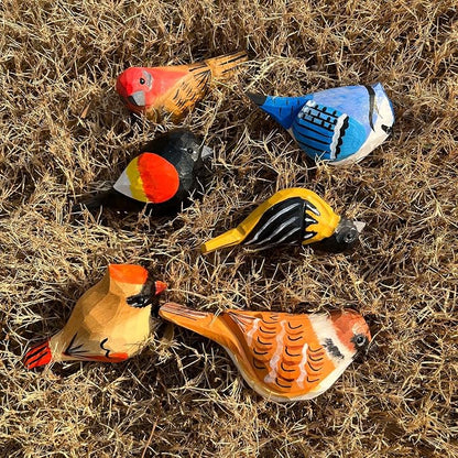 H&Zebrabro Hand Carved Bird Figurines, Hand-Painted Sculpted Wooden Birds, Wood Bird Sculptures for Home Decoration, Hand Crafted Life Like Bird Statues, Ideal Gifts for Bird Lovers (House Finch)