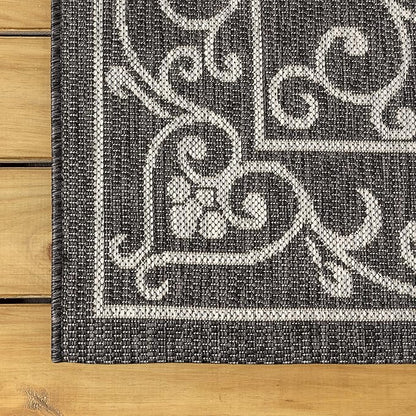 JONATHAN Y SMB106G-5SQ Charleston Vintage Filigree Textured Weave Black/Gray 5' Square Indoor/Outdoor Area Rug, Pet Friendly, Non-Shedding, Stain Resistant, Easy-Cleaning for Backyard, Patio, Porch